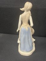 Vintage Ardalt Lenwile China Porcelain Girl with Geese, Hat and Bucket - Image 2