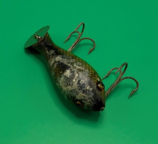 cropped-PXL_20260928_185007982-scaled-1.jpg Vintage Heddon Polly Runt - Image 1